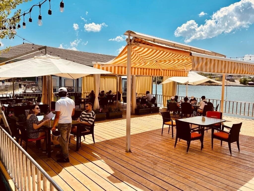 Апартаменти Noy Land Resort 3*