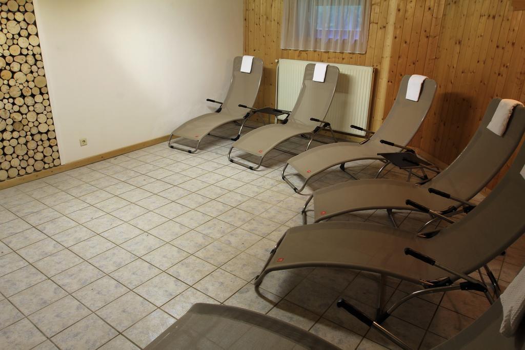 Территория Hotel Evianquelle 3*