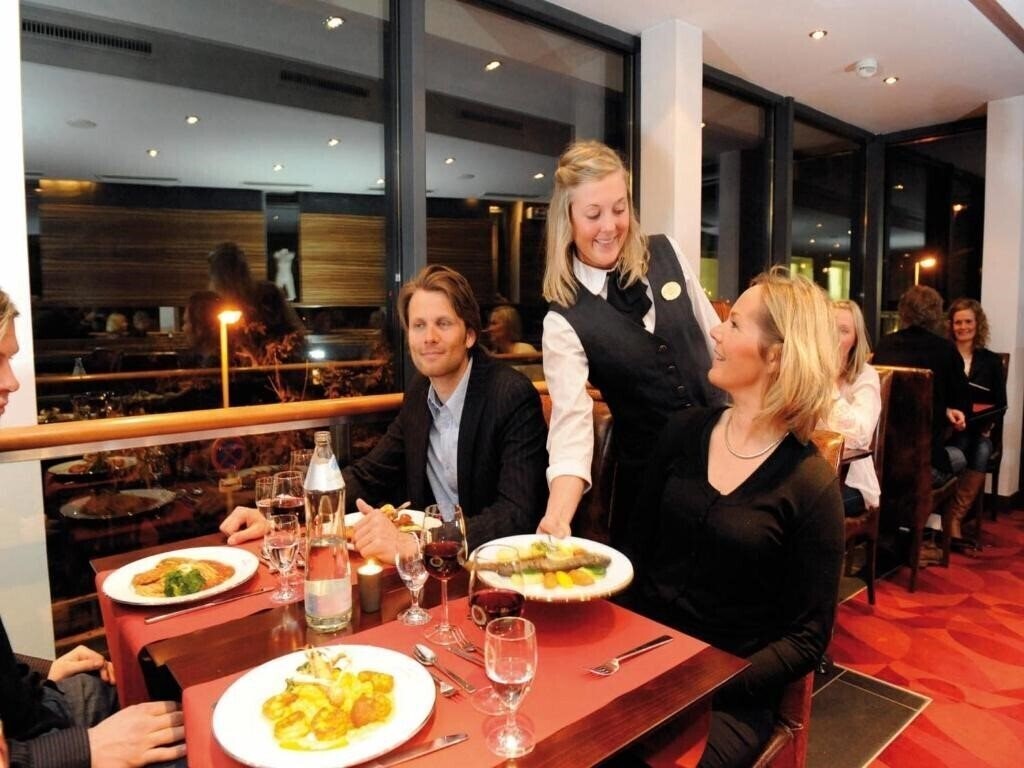 Панорама Post Hotel Bad Gastein 4*