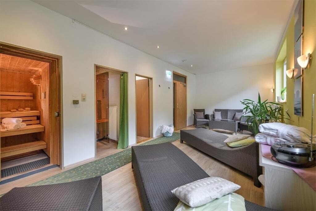 Вид St. Leonhard Apartment (Bad Hofgastein) 3*