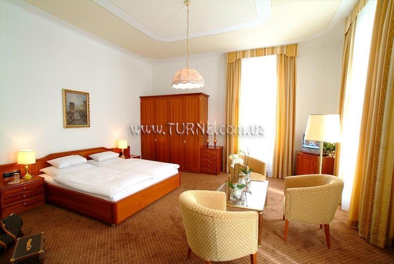 Апартаменты Hotel Weismayr 4*