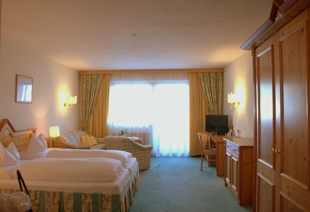 Картинка Zum Stern 4*