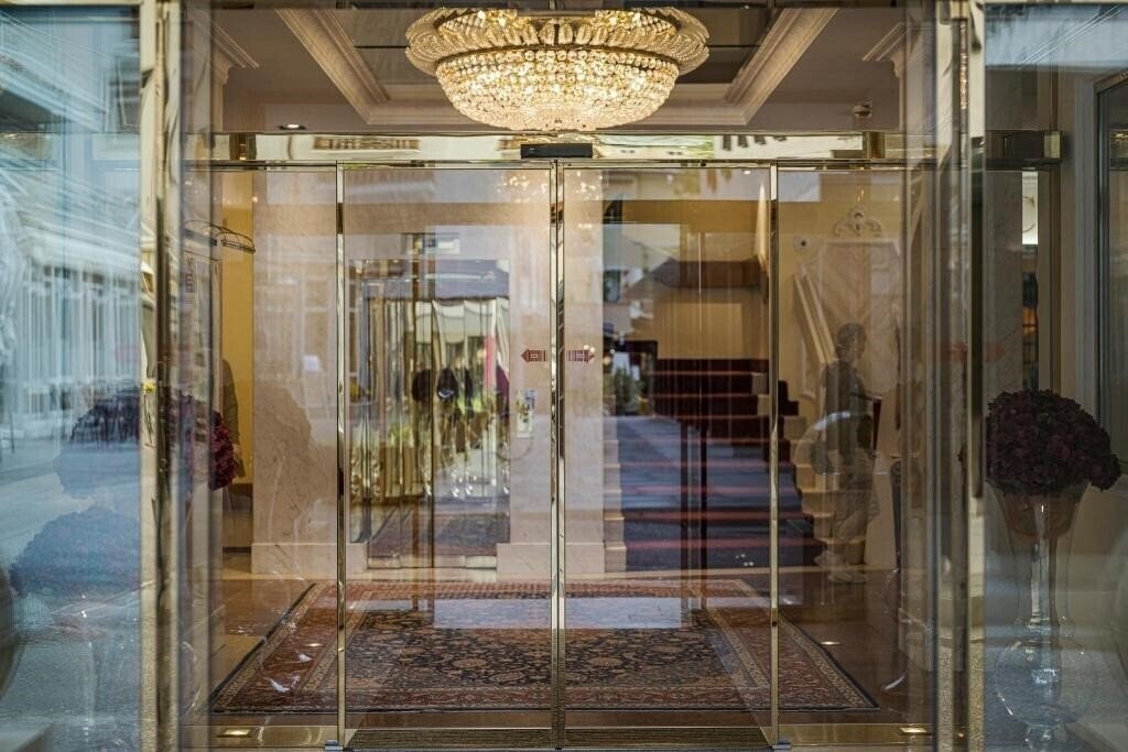 Апартаменти Hotel Norica 4*