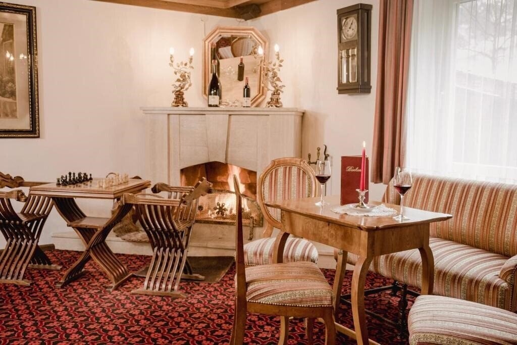 Апартаменти Alpina 4*