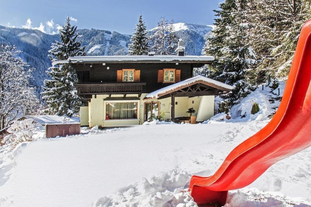 Вид Villa Becker вилла