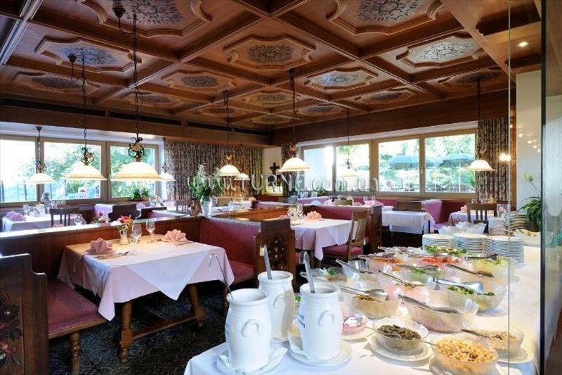 Территория Hotel Blattlhof 4*