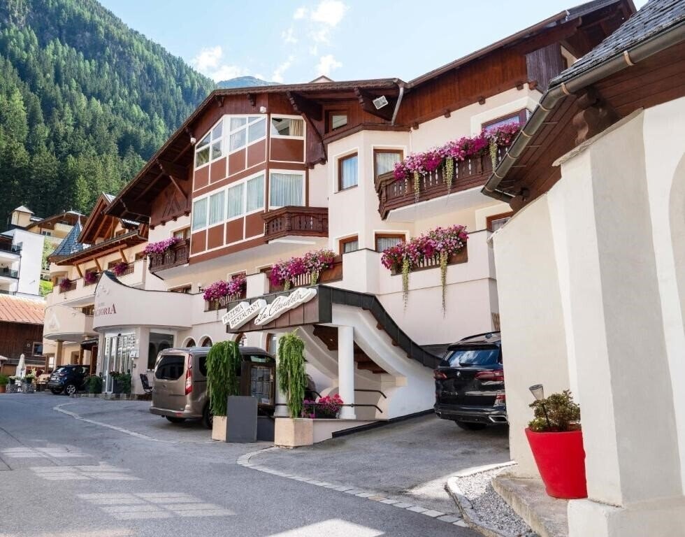 Вид Hotel Victoria 3*