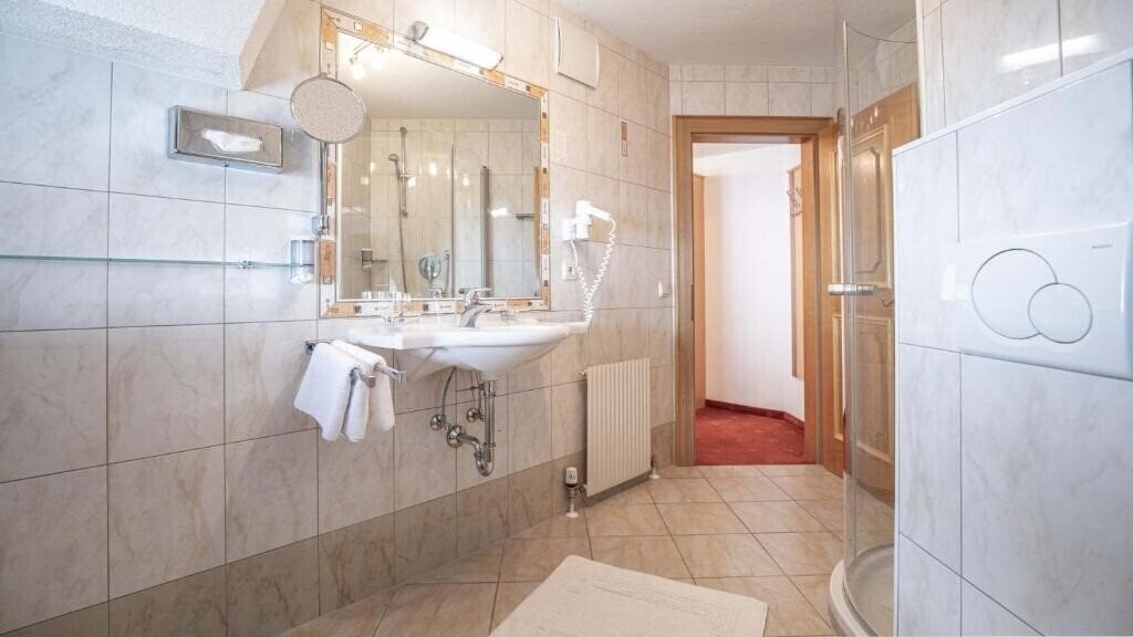 Апартаменты Hotel Victoria 3*