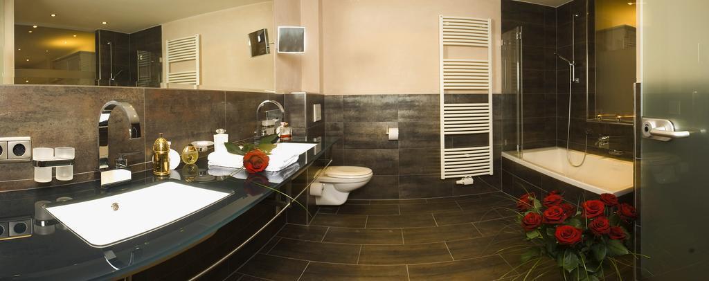 Фото Christine 3*