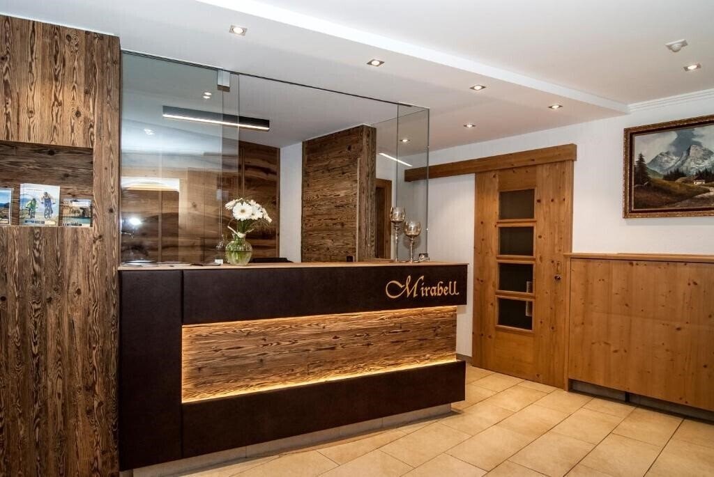 Вид Garni Mirabell 5*