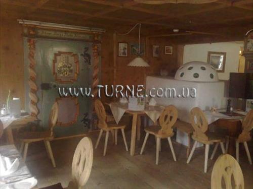 Вид Goldener Adler отель без категории