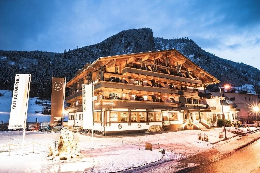 Отель Sporthotel Falkenstein 4*