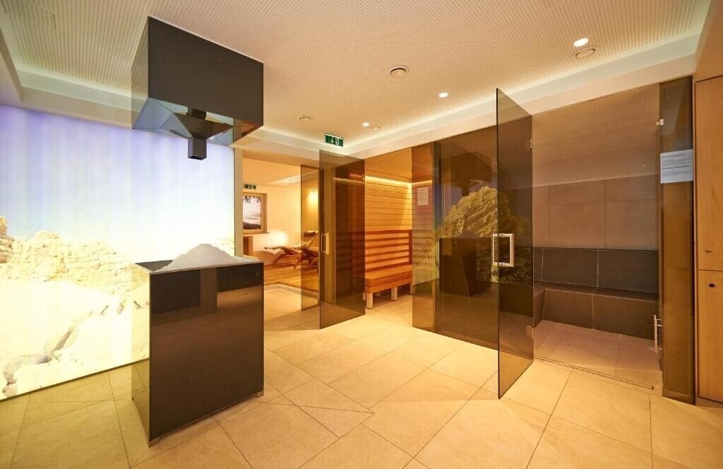 Фотографія Waidmannsheil 3*