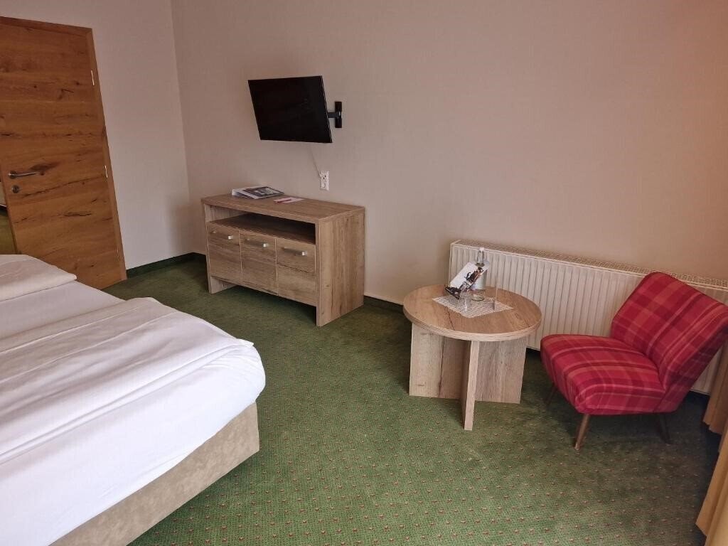 Территория Kolmhof Hotel (Bad Kleinkirchheim) 4*