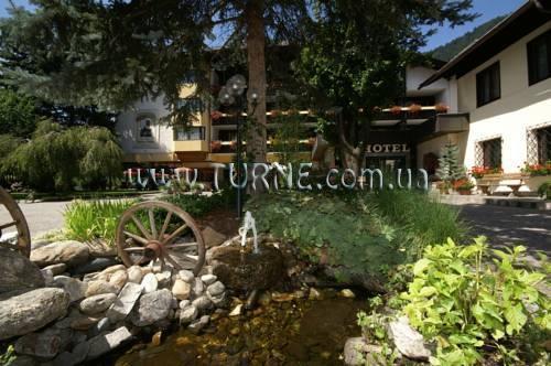 Вид Familiengut Burgstaller 4*