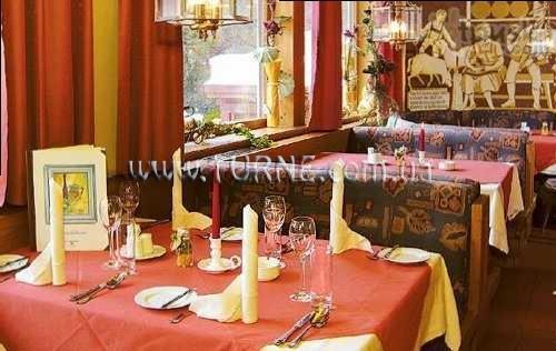 Готель Hotel Pinzgauer Hof 3*
