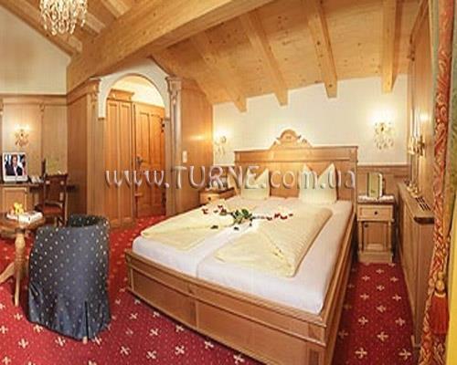 Апартаменти Robert 4*