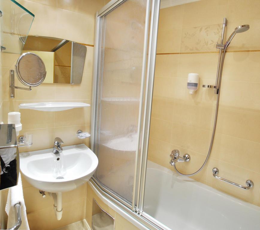 Вид Strass Sporthotel 4*