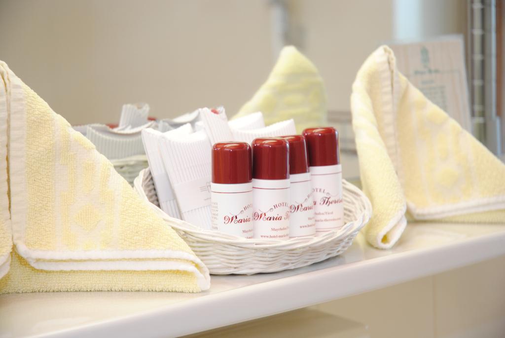 Територія Maria Theresia Hotel 4 * 4*