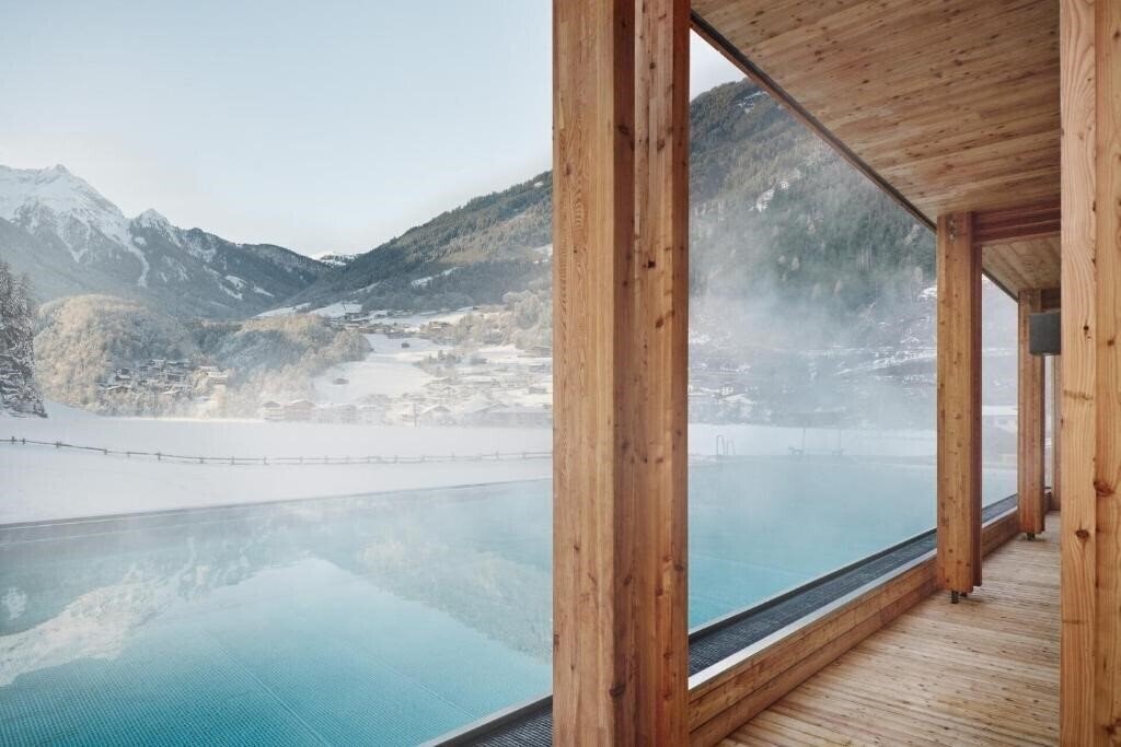 Вид Gutshof Zillertal 4*