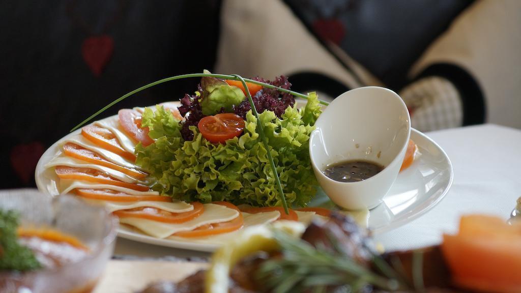 Картинка Rose 4*