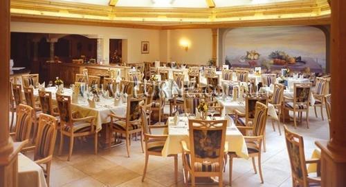 Отель Strass Dependance 4*