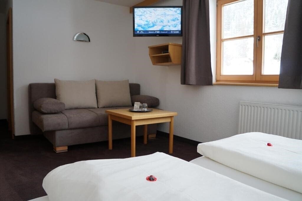 Апартаменты Pension Strolz 3*