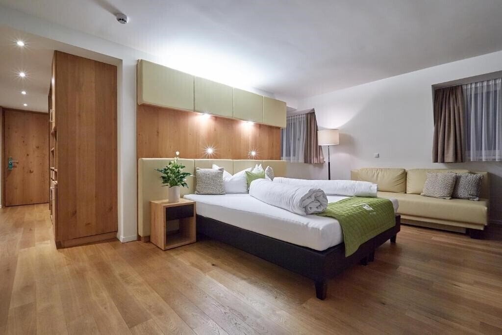 Готель M3 Hotel 4*