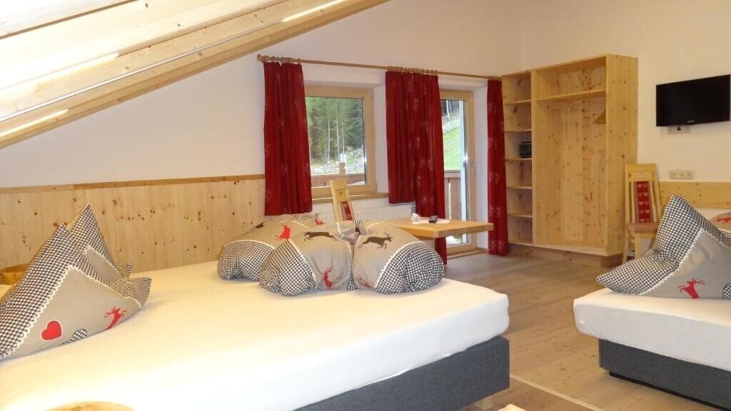 Територія Pension Waldesruh 3*