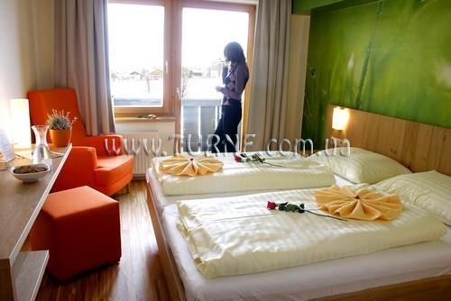 Готель Almfrieden 4*