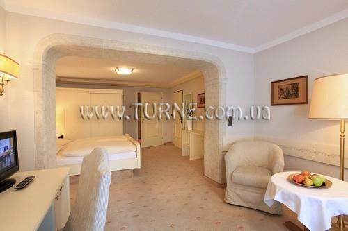 Апартаменти Larchenhof 4*