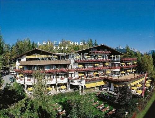 Готель Larchenhof 4*