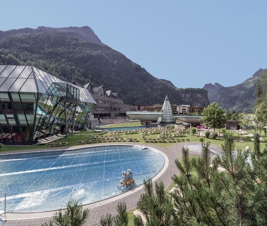 Панорама Aqua Dome Hotel Tirol 4*