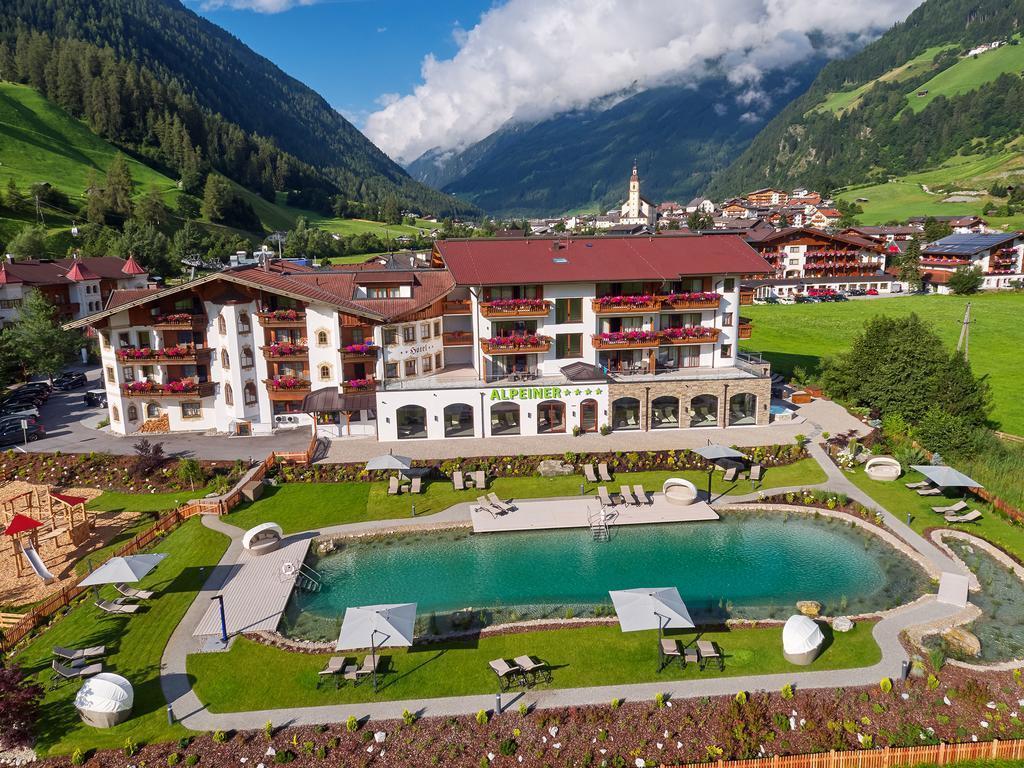 Готель Alpeiner Nature Resort Tirol 4*