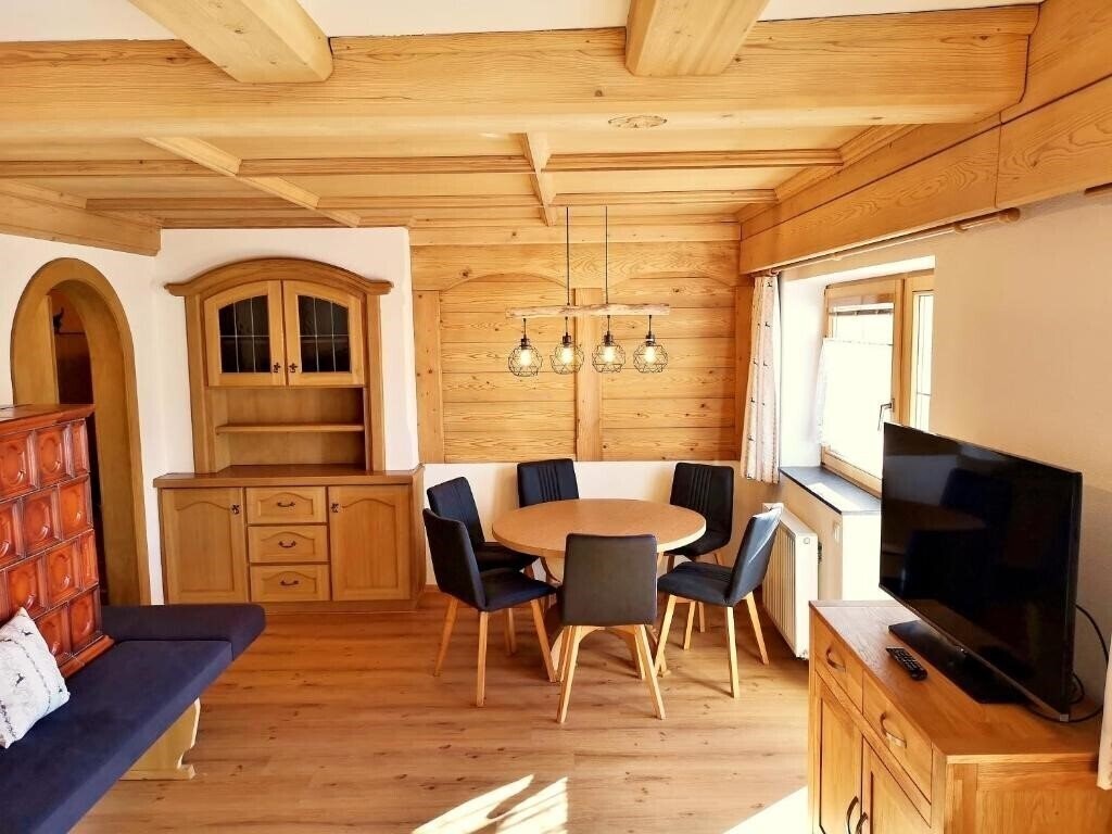 Апартаменты Astoria Apartments 4*