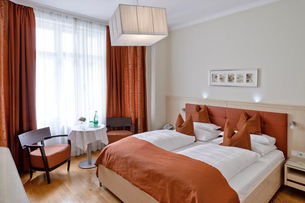 Фото Baronesse Hotel 4*