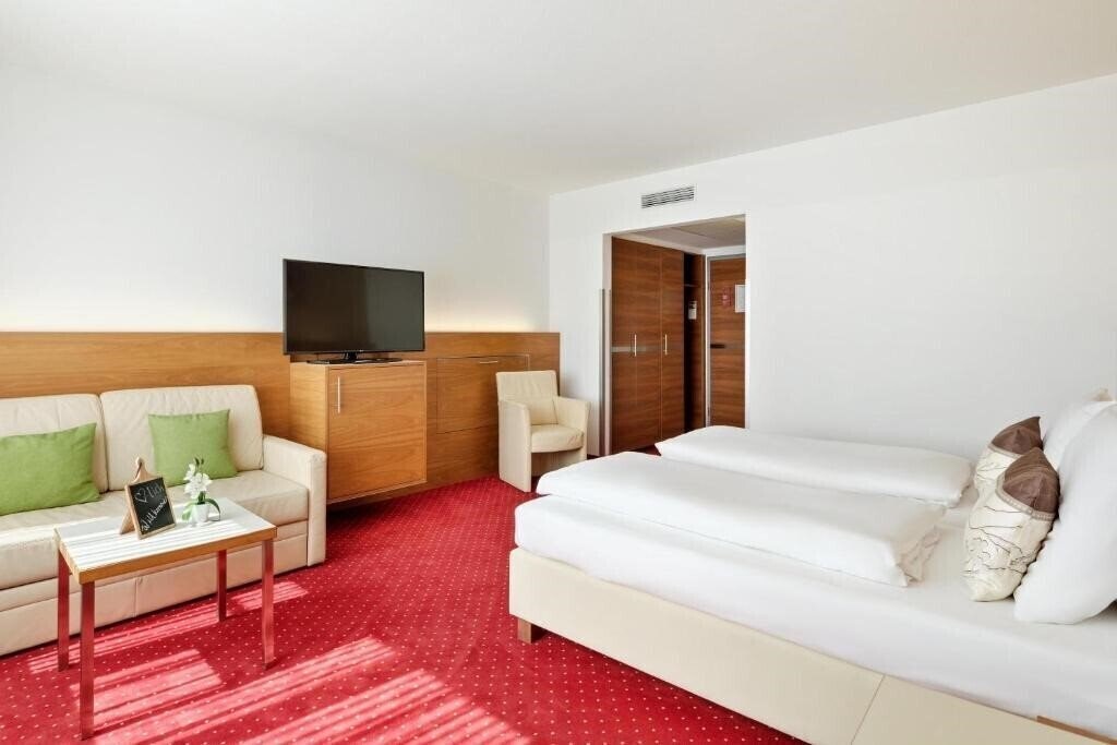 Фото Austria Trend Hotel Anatol 4*