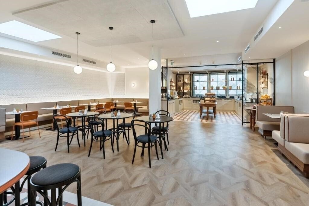 Изображение Austria Trend Hotel Anatol 4*