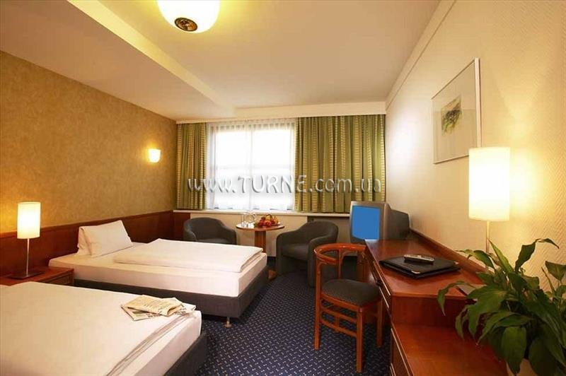 Вид Austria Trend Hotel Donauzentrum 4*