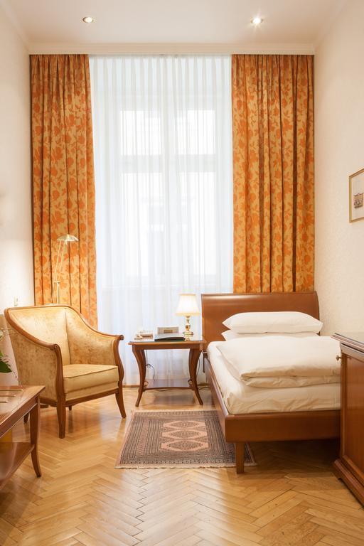 Территория Kaiserin Elisabeth 4*