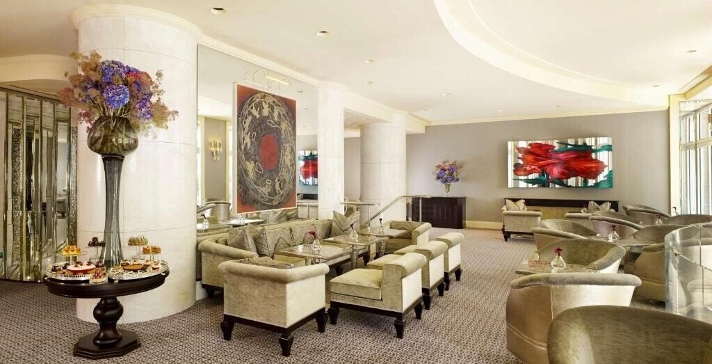 Територія Park Hyatt Vienna 5*