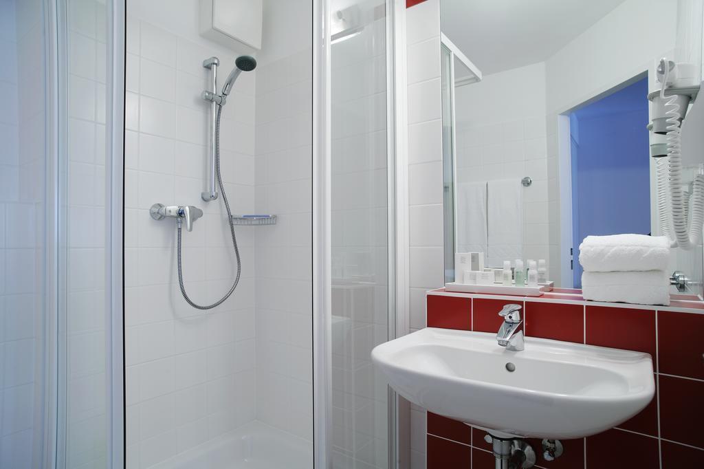 Территория Senator Hotel Vienna 4*