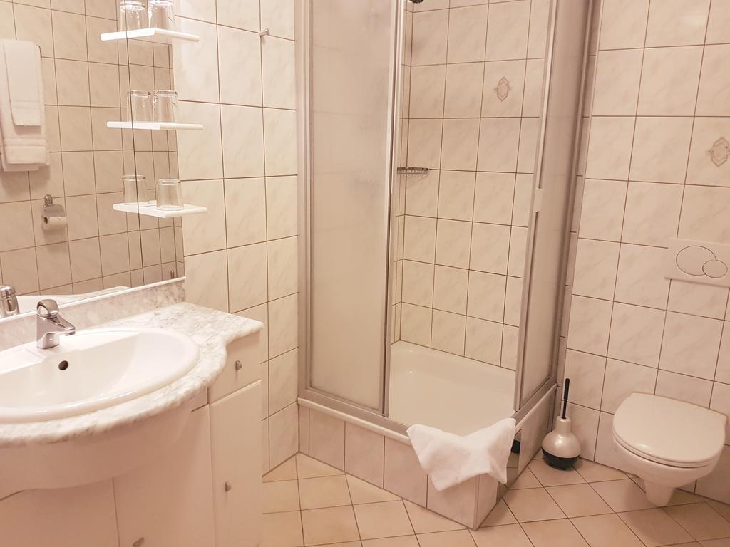 Апартаменти Haydn Hotel 3*