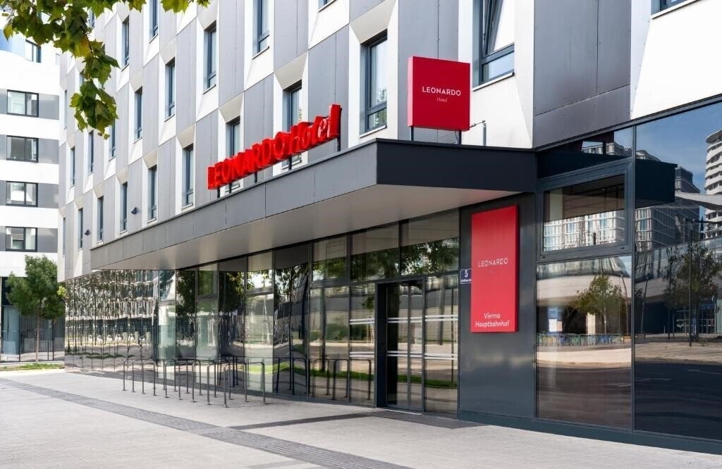 Вид Star Inn Hotel Premium Wien Hauptbahnhof 4*