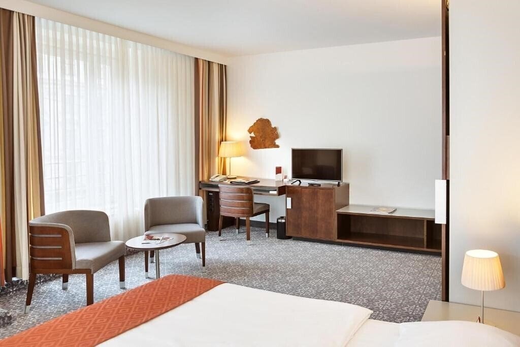 Територія Austria Trend Hotel Europa Wien 4*