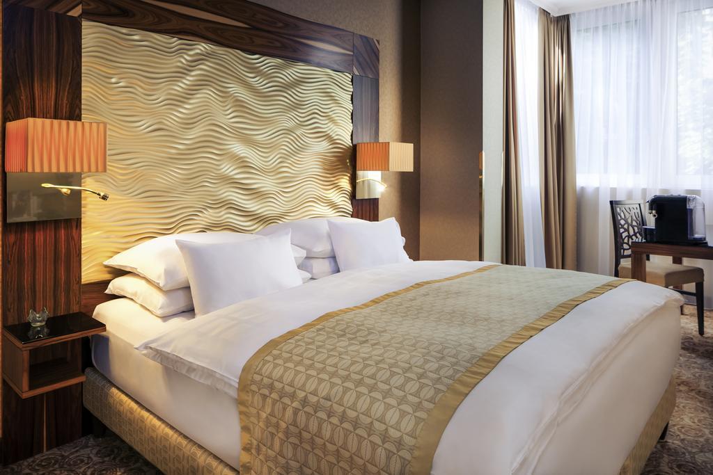 Апартаменты Mercure Josefshof Wien 4*