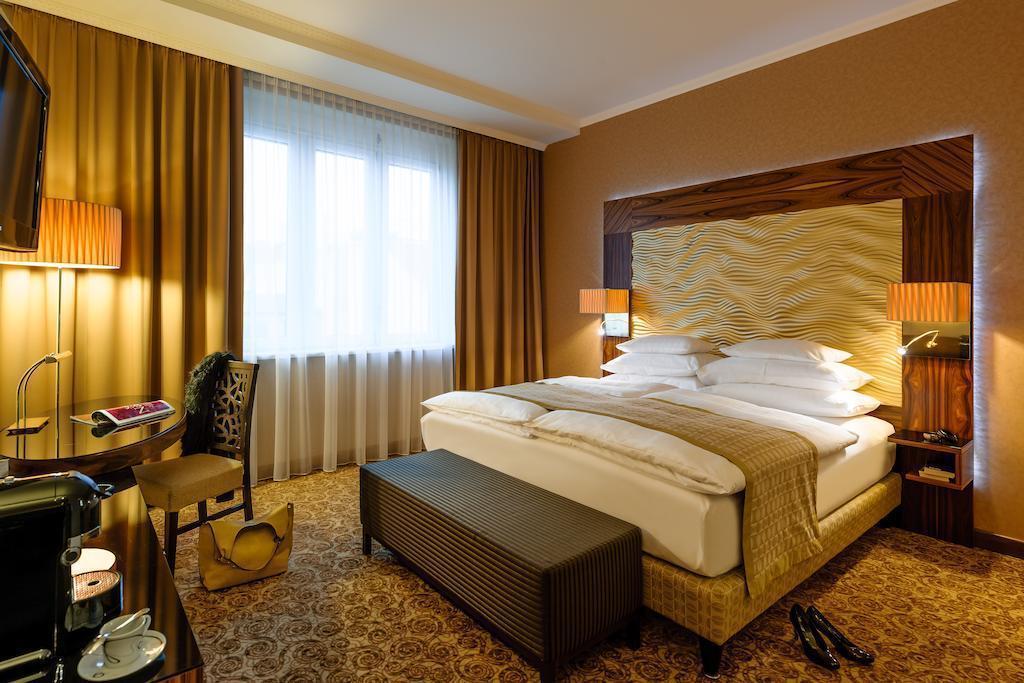 Панорама Mercure Josefshof Wien 4*