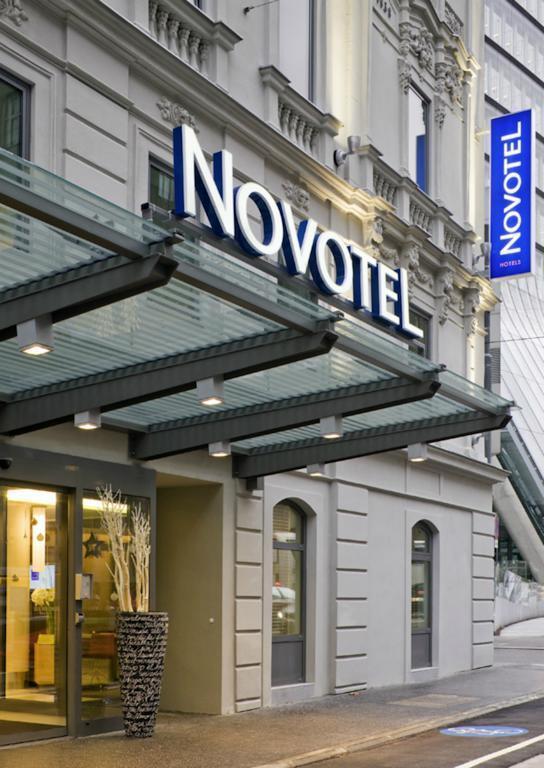 Отель Novotel Wien City 4*