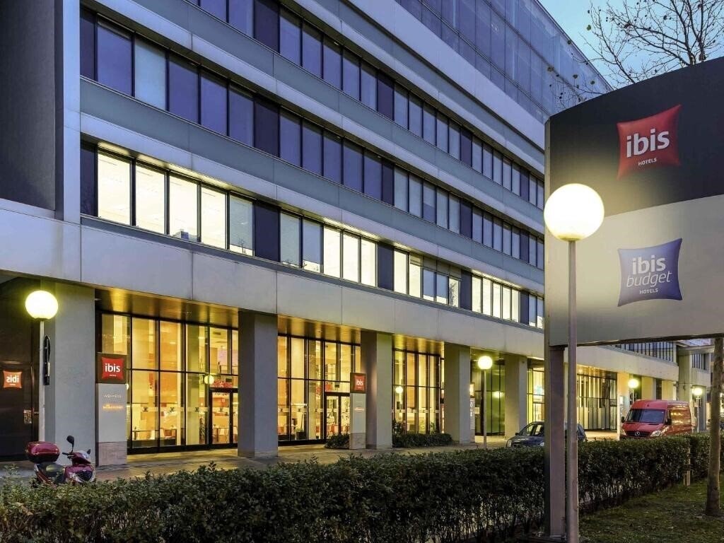 Готель Ibis Wien Messe 3*