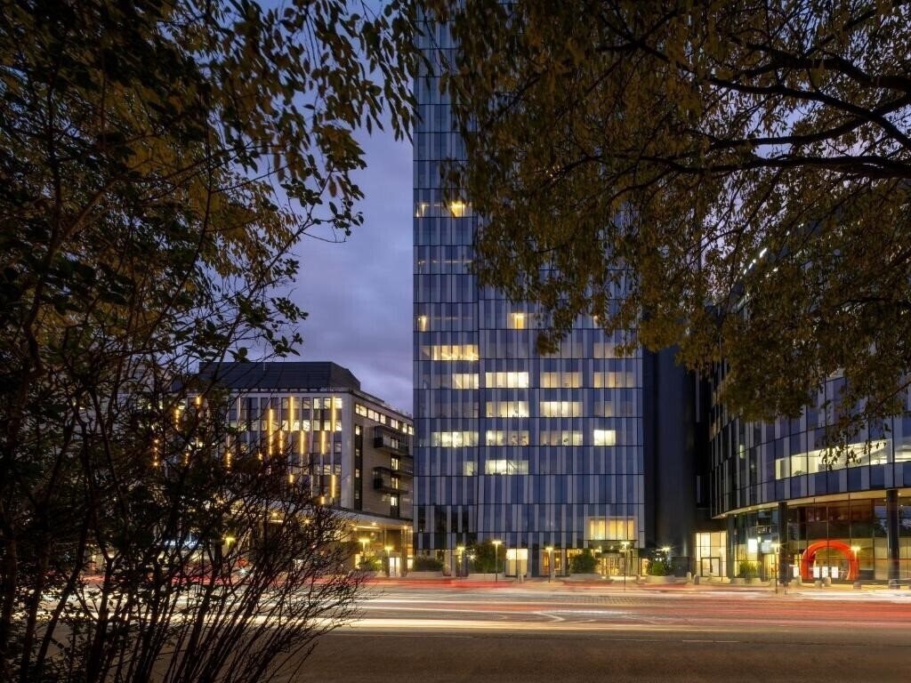 Готель Holiday Inn Vienna South 4*